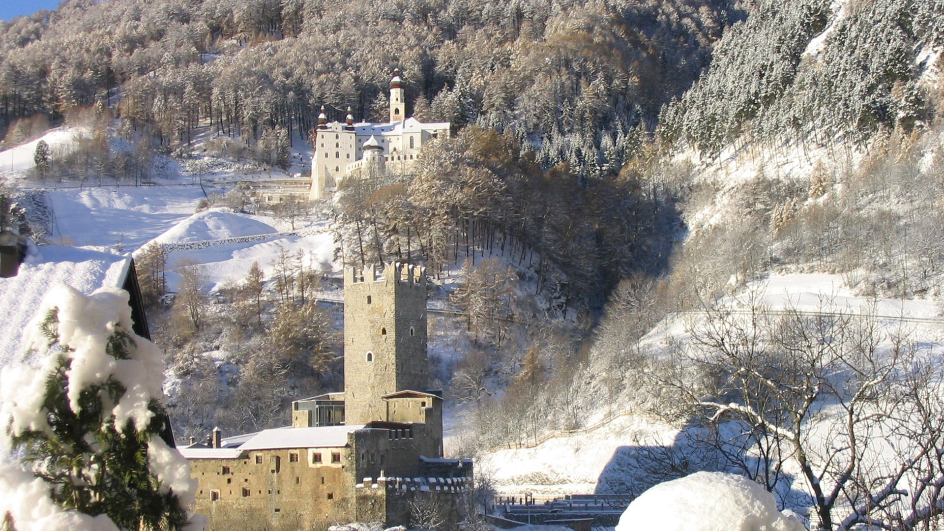 Winterfoto Kloster Marienberg und Fürstenburg